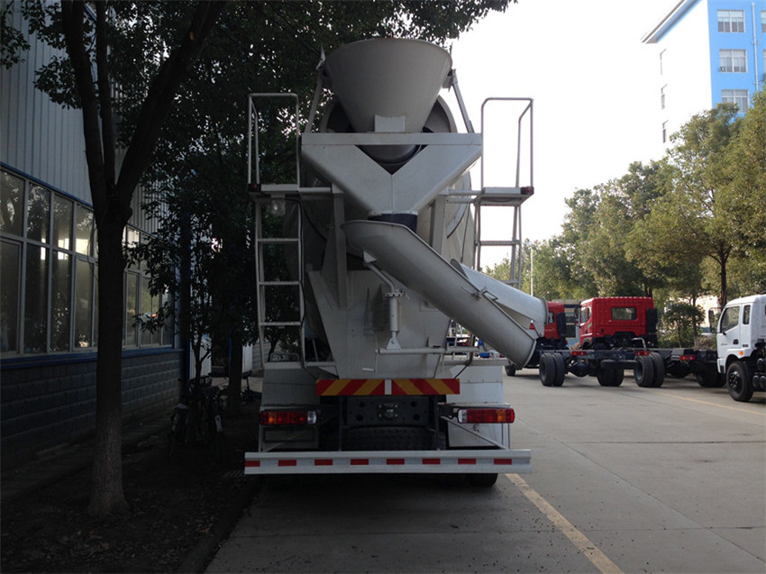 時風(fēng)5方攪拌車