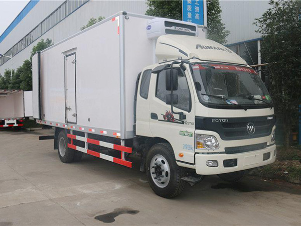 福田歐馬可排半5.1米冷藏車 福田歐馬可排半5.1米冷藏車