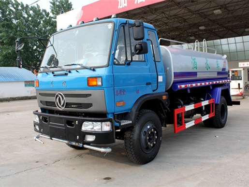 東風153灑水車 東風153灑水車