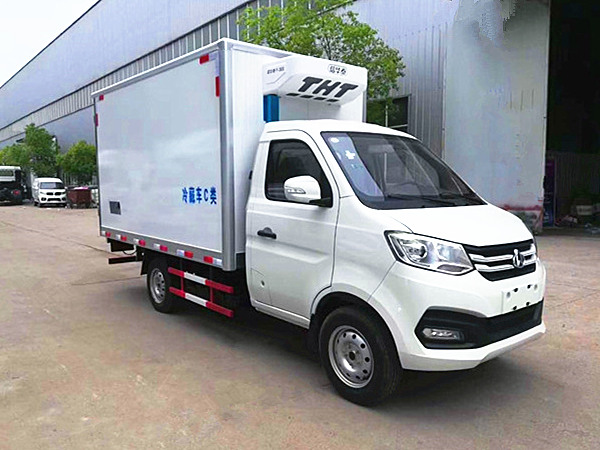 長(zhǎng)安國(guó)六冷藏車(chē)